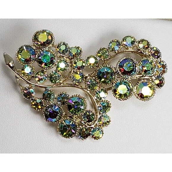 Vintage 1950's Aurora Borealis Iridescent Blues, Greens, Purples Crystal Brooch - Picture 6 of 16